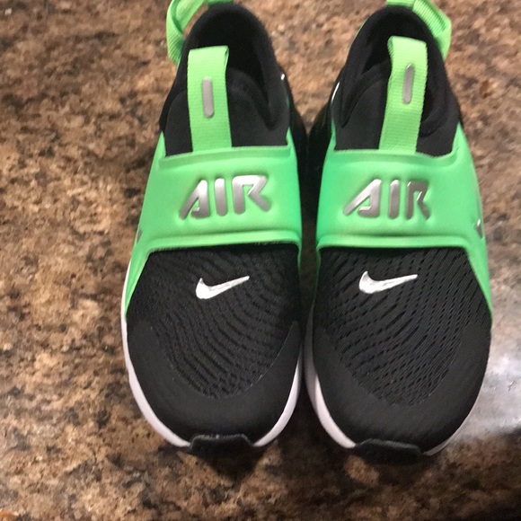 Size 12 in kids, they are brand new I bout the wrong size. - Picture 2 of 2